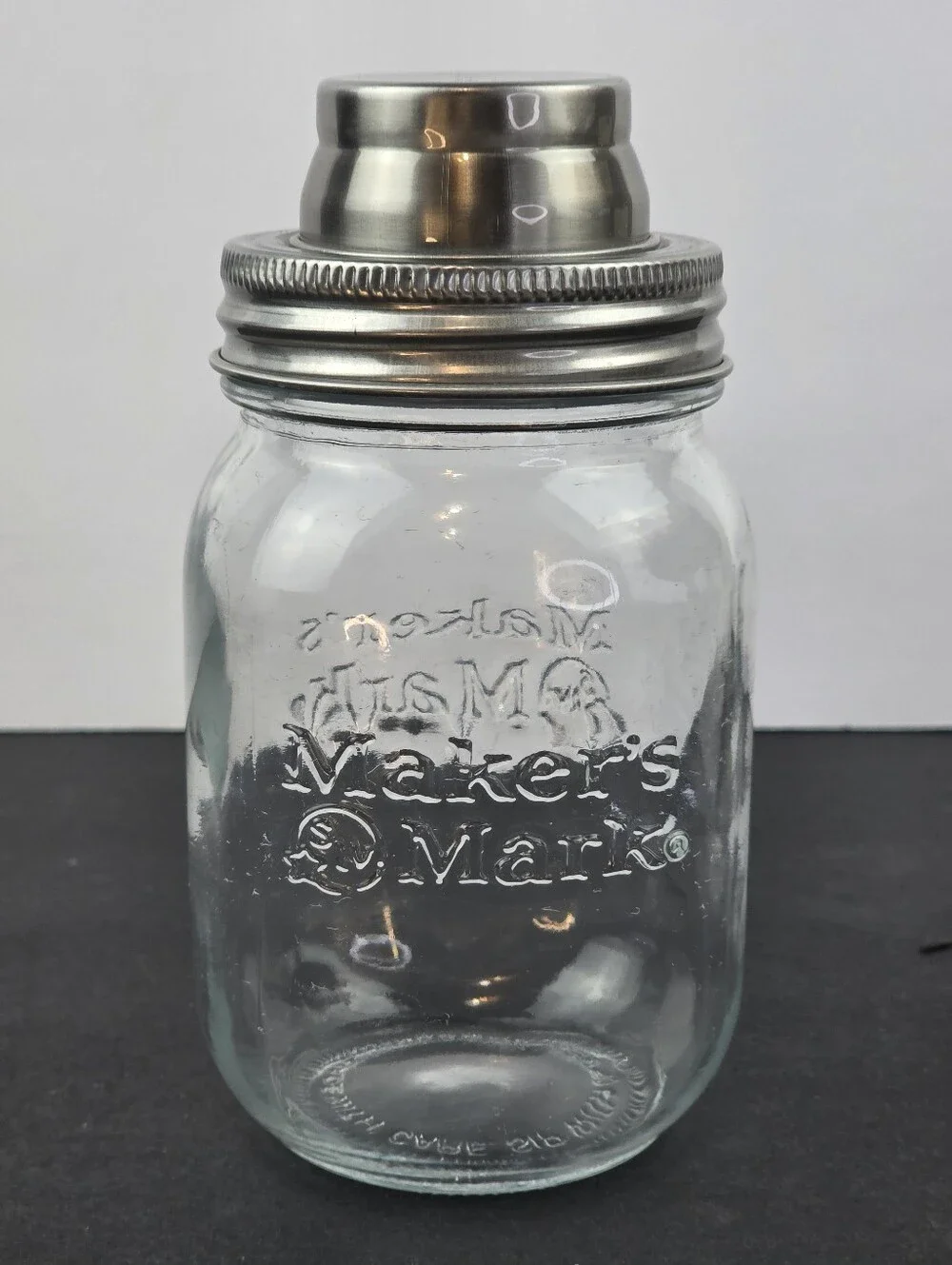 Maker’s Mark Mason Jar Cocktail Shaker Glass Stainless Lid Strainer Barware